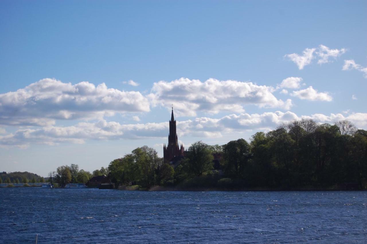"An Der Wasserstrasse" Malchow  Buitenkant foto