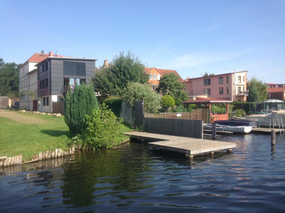 "An Der Wasserstrasse" Malchow  Buitenkant foto